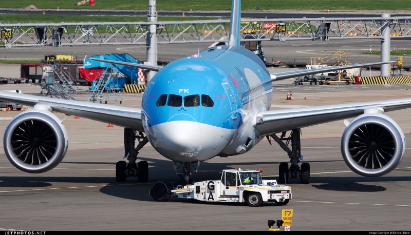 Боинг 767 787