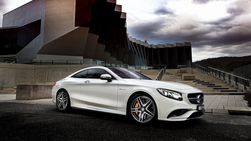 Мерседес-Бенц s63 AMG