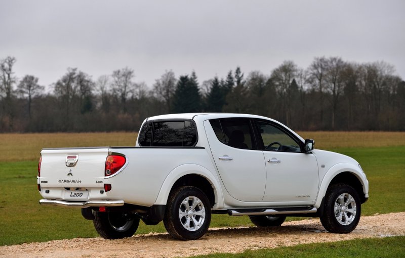 Mitsubishi l200
