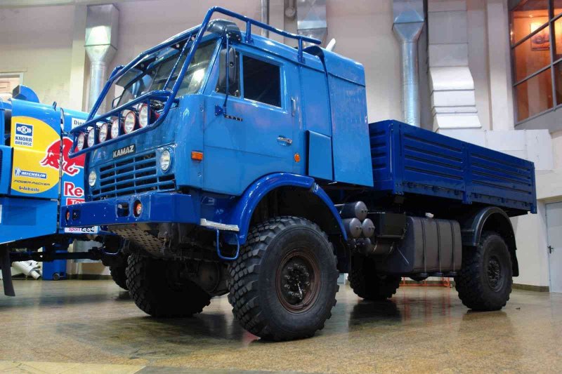КАМАЗ 65209