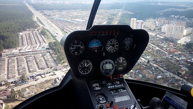 Robinson r44 кабина