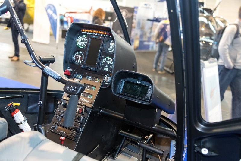 Авионика Робинсон r66