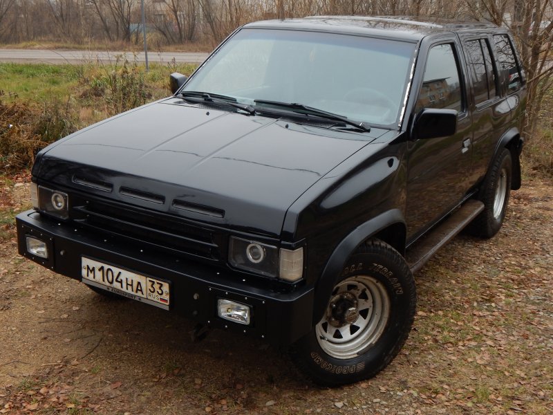 Nissan Terrano 1