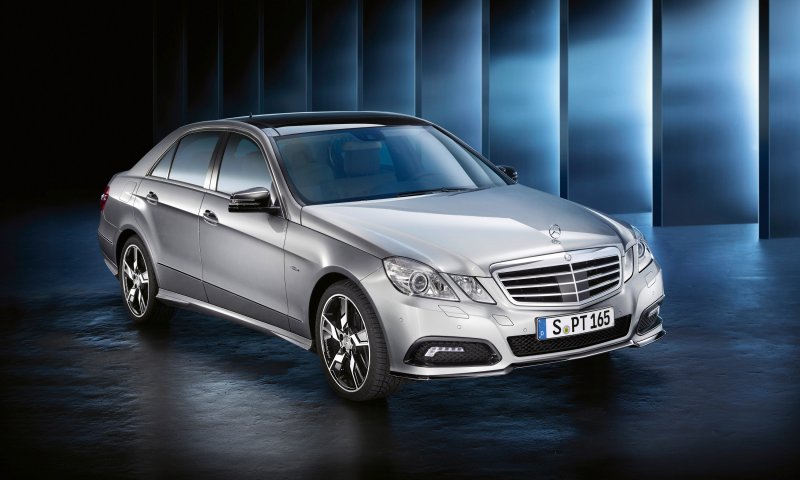 Мерседес Бенц w214