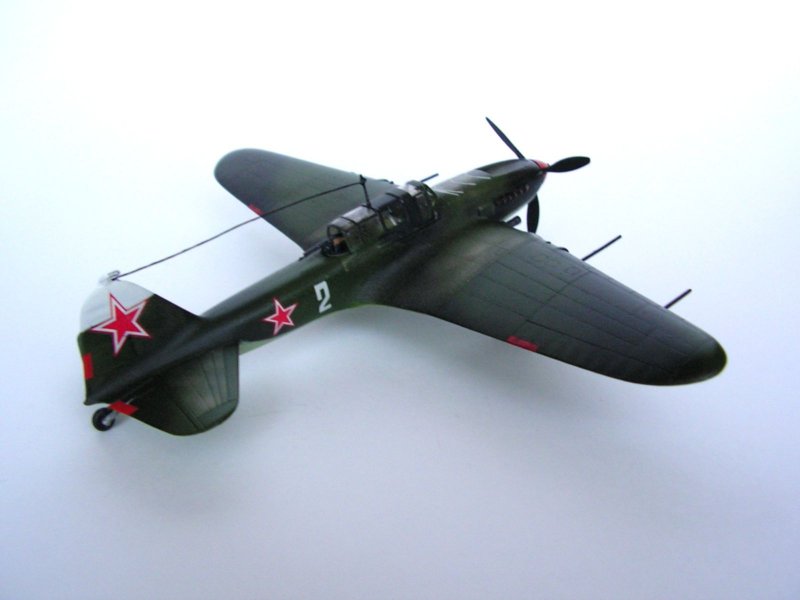 Самолет ил-2 с пушками НС-37