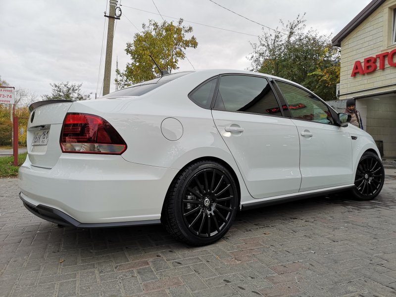 Polo седан r17