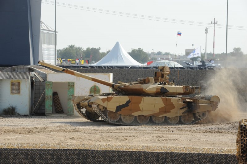 Т-90с и т-84 Противостояние в пустыне