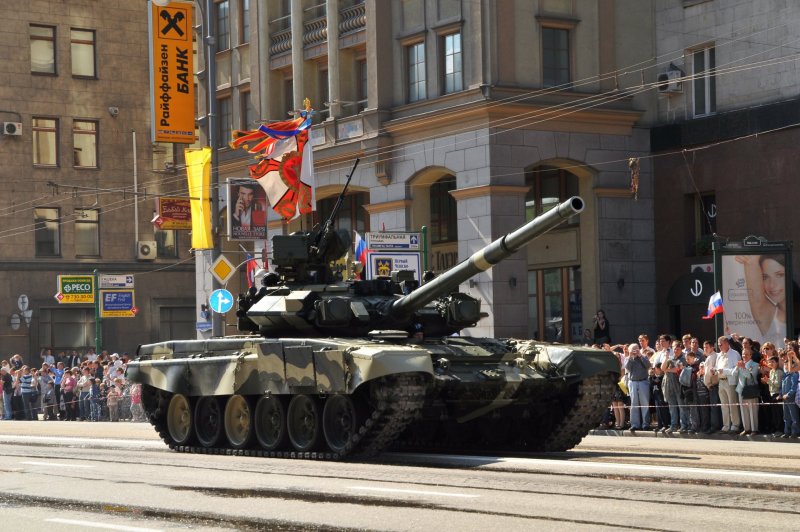 Т-90 на параде