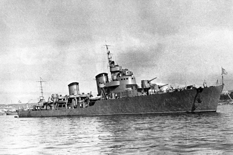 Эсминец сокрушительный 1942 год