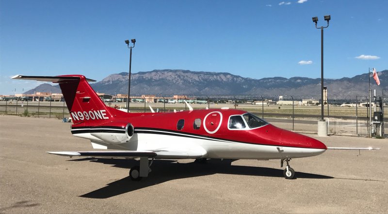 Eclipse 500 салон