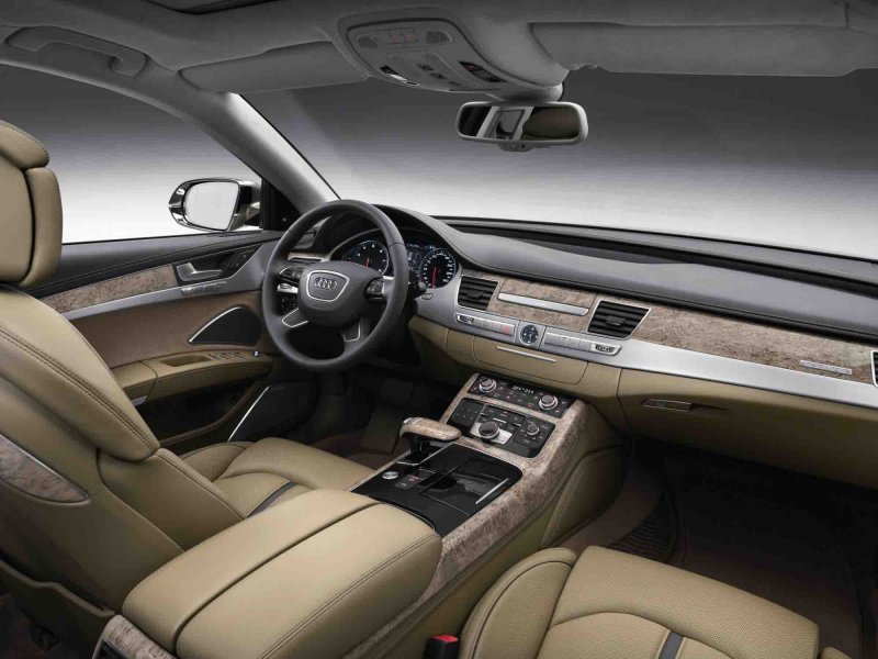 Audi a8l 2010