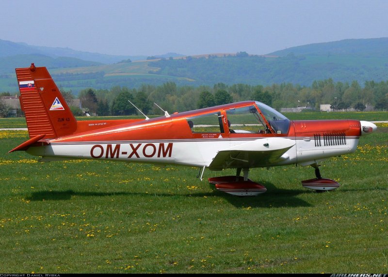 Zlin z-43