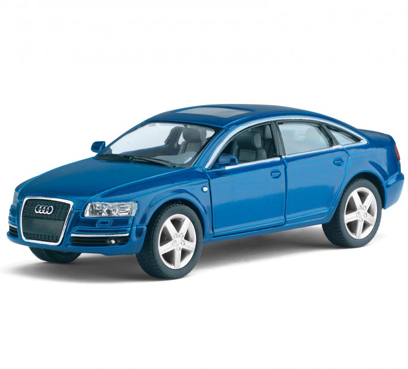 Модель Audi r8 Revell