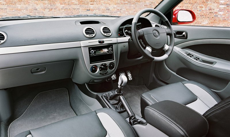 Chevrolet Lacetti 2008 хэтчбек салон