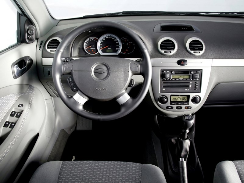 Chevrolet Lacetti салон