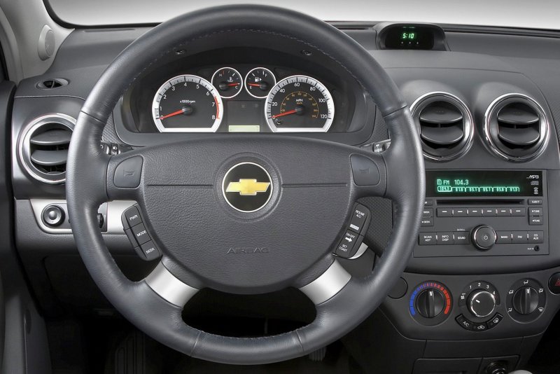 Chevrolet Aveo 2010 салон