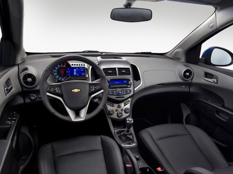 Chevrolet Aveo 2 салон