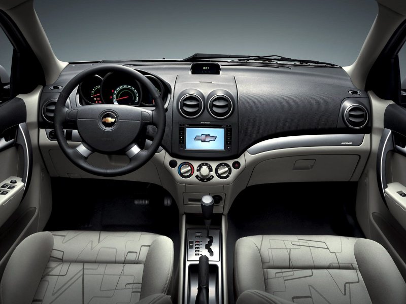 Chevrolet Aveo 2010 салон