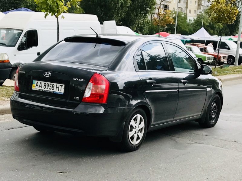 Hyundai акцент 2005