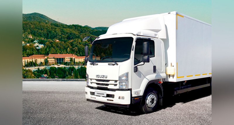 Промтоварный фургон Isuzu nqr90