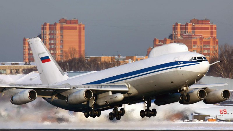 Самолеты ил 96 400