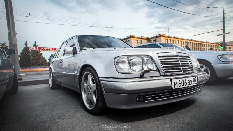 Мерседес-Бенц волчок 500e