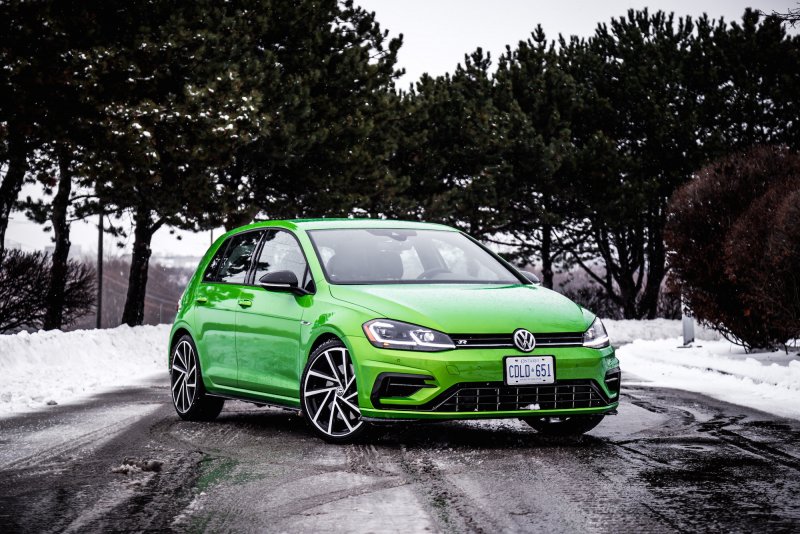 Volkswagen Сирокко зеленый