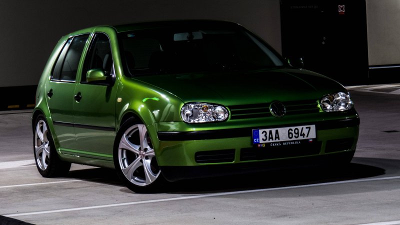 VW Golf 2 салатовый