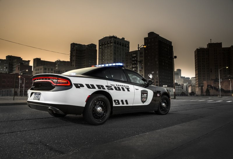 Полицейский dodge Charger