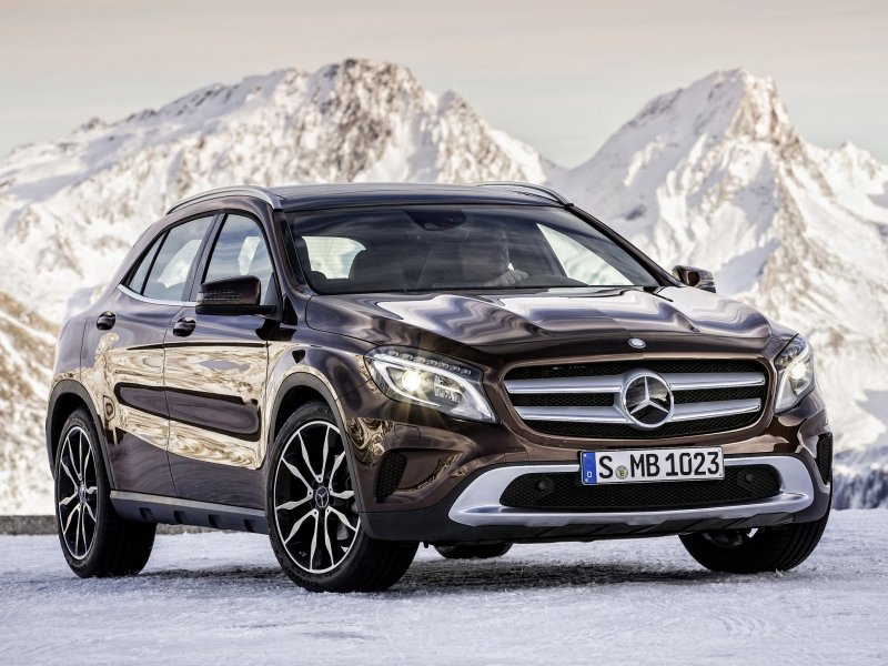 Мерседес кроссовер GLA