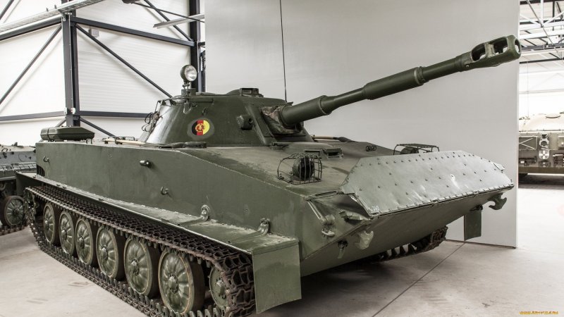 Плавающий танк пт-76б