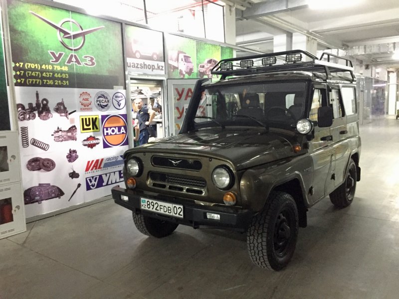 357 УАЗ 3303