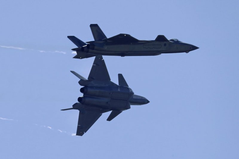 Chengdu j-20 Су 30