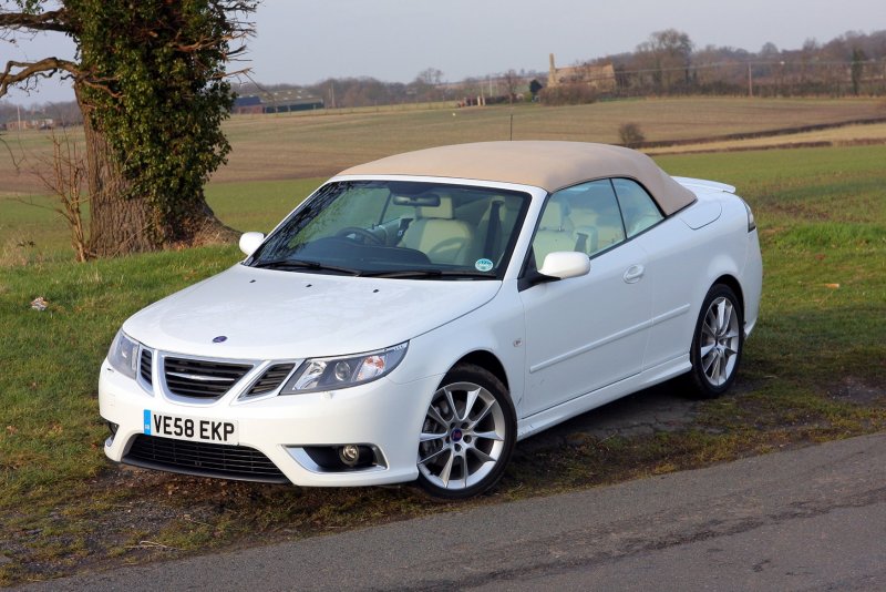 Saab 9-3 2010