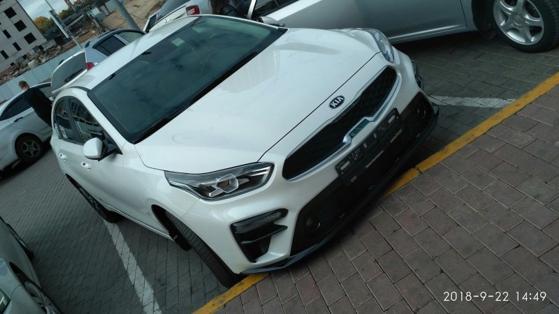 Kia Cerato 4 синяя