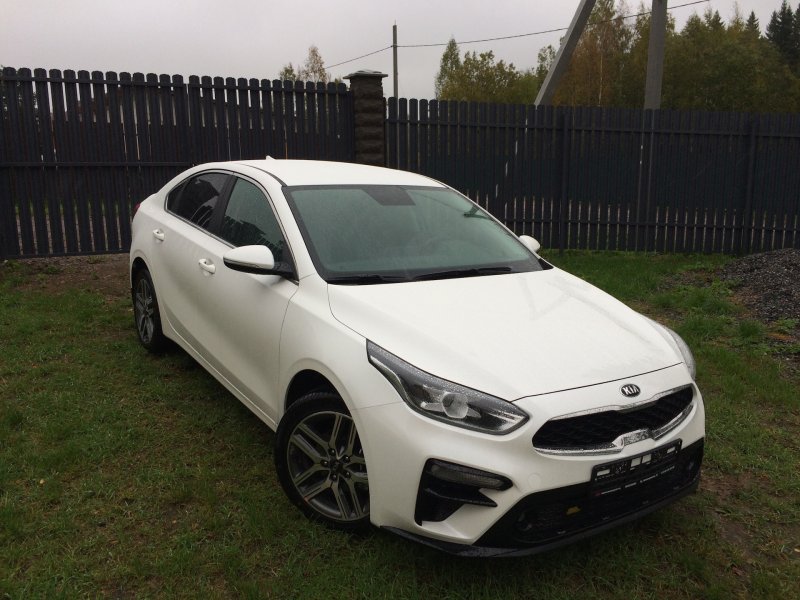 Kia Cerato 4 белый перламутр