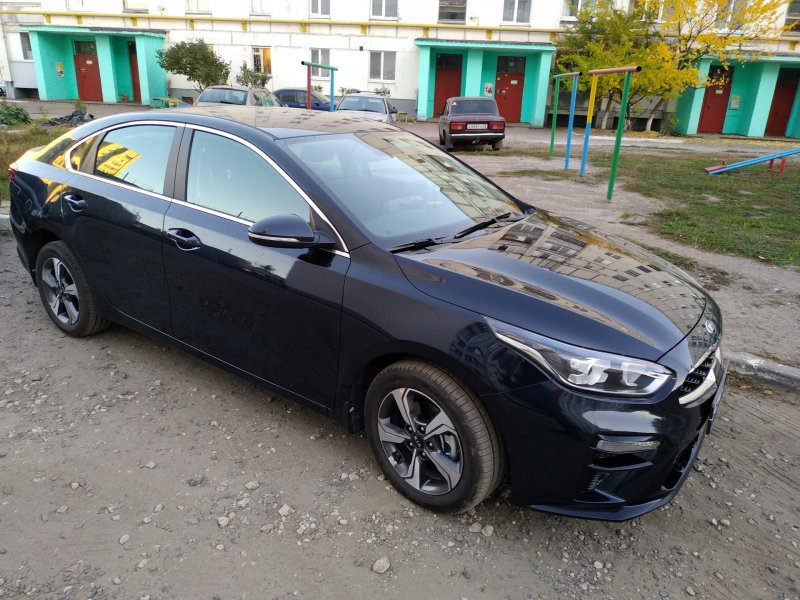 Киа Церато 4 поколения черная