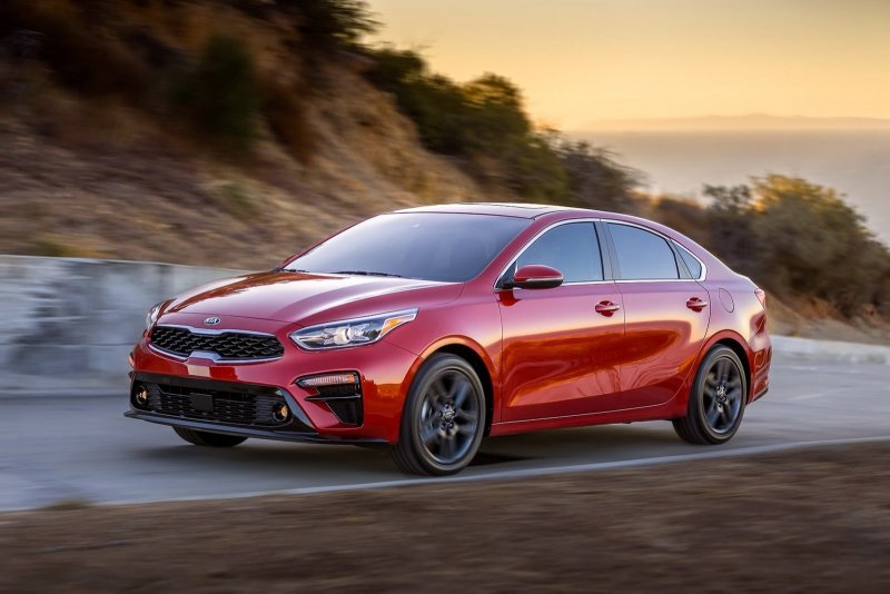 Kia Cerato комплектация Luxe