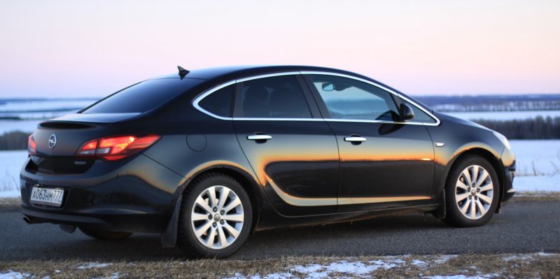Opel Astra h 1.8 универсал