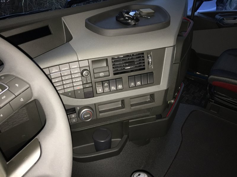 Volvo FH 2015 салон