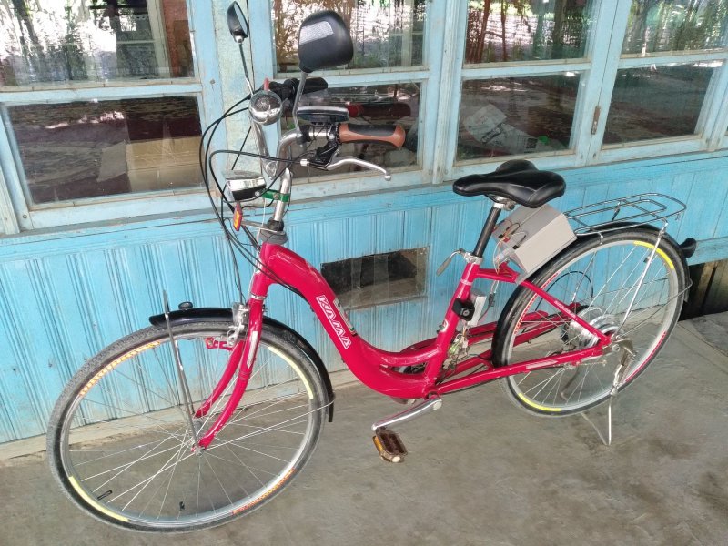 Подростковый круизер Schwinn Corvette 24