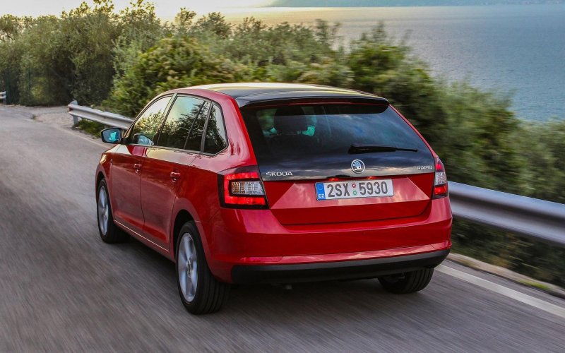 Skoda Spaceback 2014
