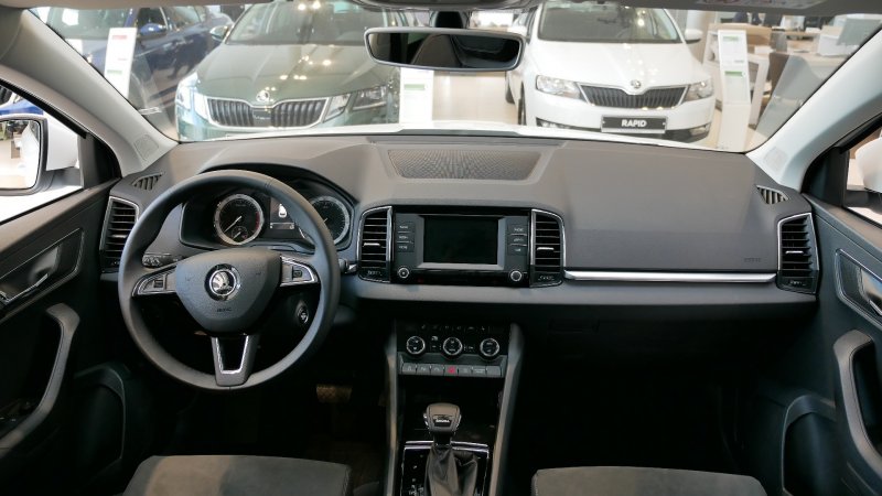Skoda Karoq Interior комплектация Ambition