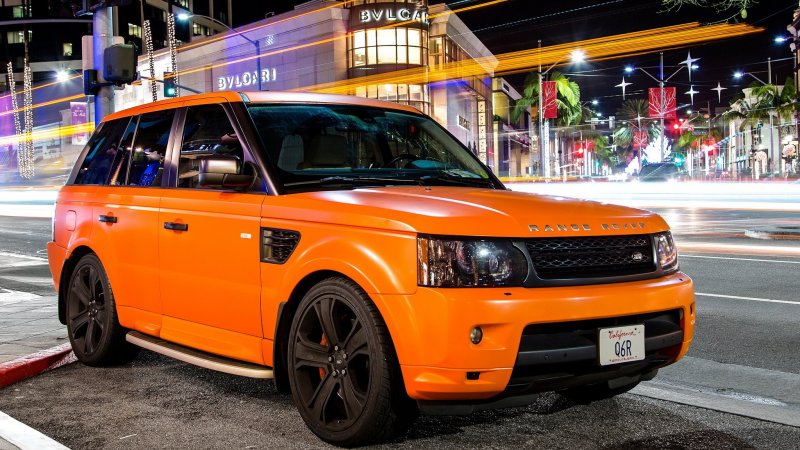 Range Rover Sport оранжевый