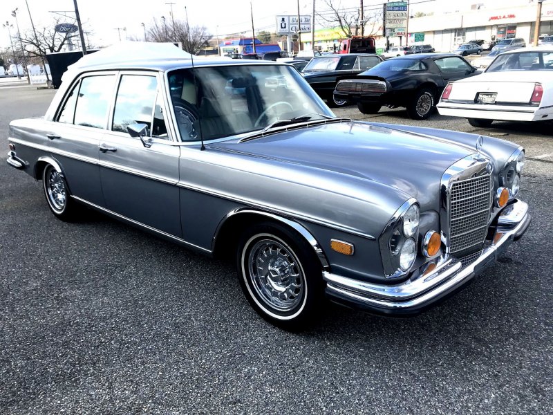 Мерседес Бенц 280 se