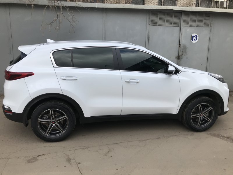 Kia Sportage r19