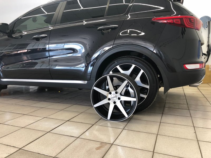 Kia Sportage на 19 дисках