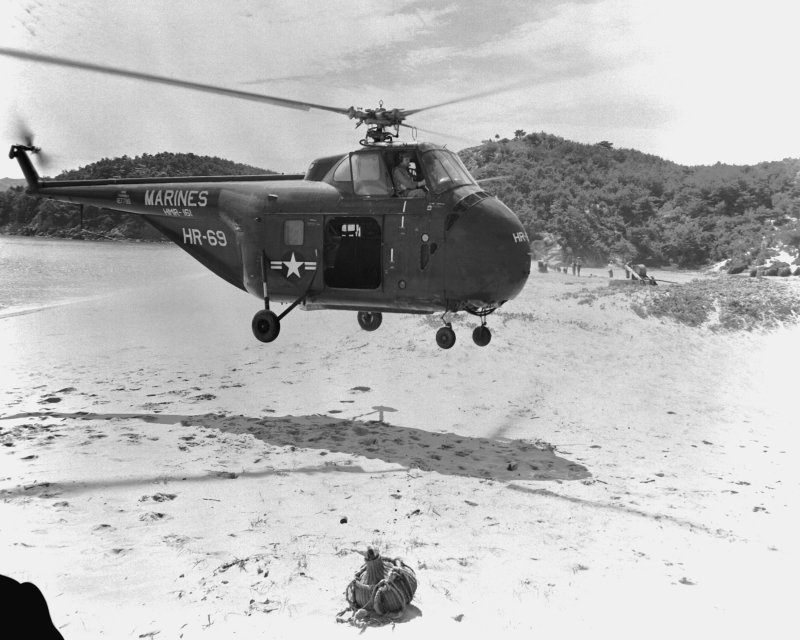 Sikorsky h-19 Marines Korea
