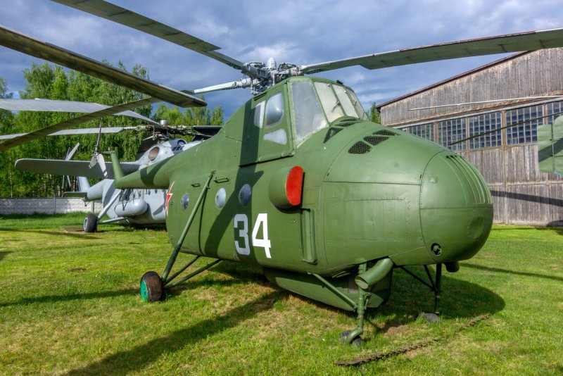 Ми-4 вертолет кабина