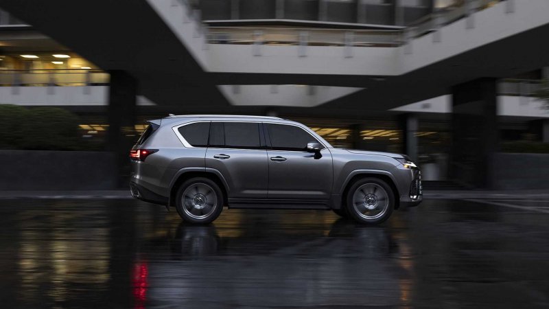 Lexus LX 450 2010